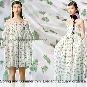Пролет и лято Тънка европейска и американска флорална прежда - боядисана жакардова органза рокля мода плат Pettiskirt Fabric